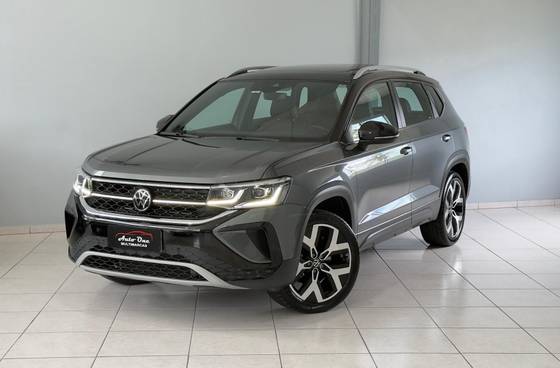 VOLKSWAGEN TAOS 1.4 250 TSI TOTAL FLEX HIGHLINE AUTOMÁTICO